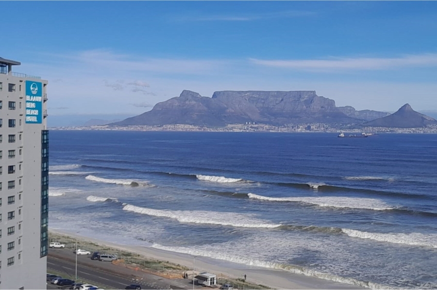 1 Bedroom Property for Sale in Bloubergstrand Western Cape